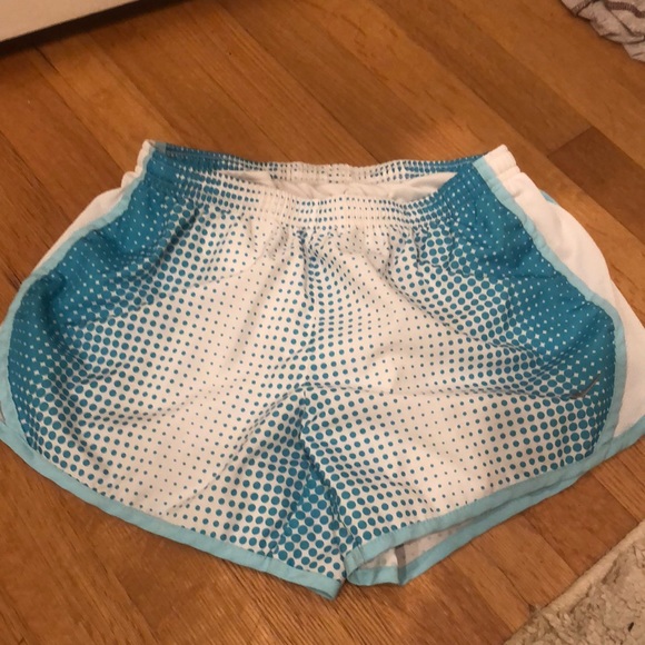 nike shorts - Picture 1 of 1